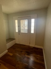 11921 Bryant St in Yucaipa, CA - Foto de edificio - Building Photo