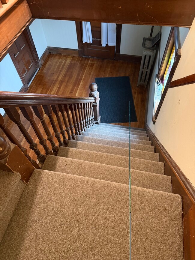 135 Silver St, Unit 135 Silver St in Greenfield, MA - Foto de edificio - Building Photo