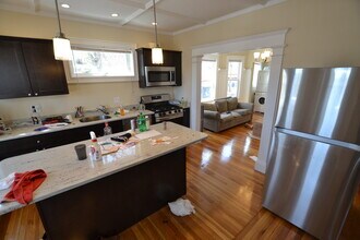 3 Glenley Ter, Unit 2 in Boston, MA - Foto de edificio - Building Photo