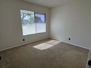 5901 Brannen Dr in Huntington Beach, CA - Building Photo - Building Photo