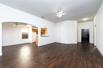 1123 Warrior Dr in Dallas, TX - Building Photo - Building Photo