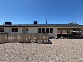 2926 N Winstel Blvd in Tucson, AZ - Building Photo