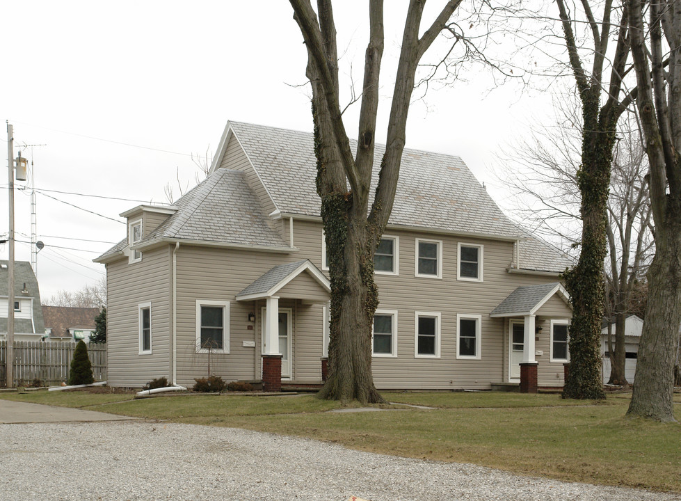 411-413 Augusta Ave in Lorain, OH - Building Photo