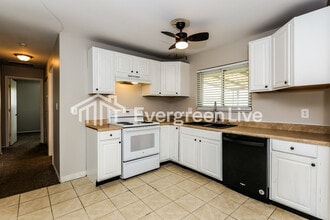 204 W Boitnott Dr in Union, OH - Building Photo - Building Photo