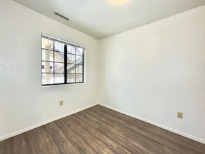 1004 E Goodwin St in Prescott, AZ - Building Photo - Interior Photo