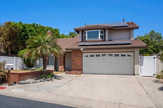 10518 Pine Grove St in Spring Valley, CA - Building Photo - Building Photo