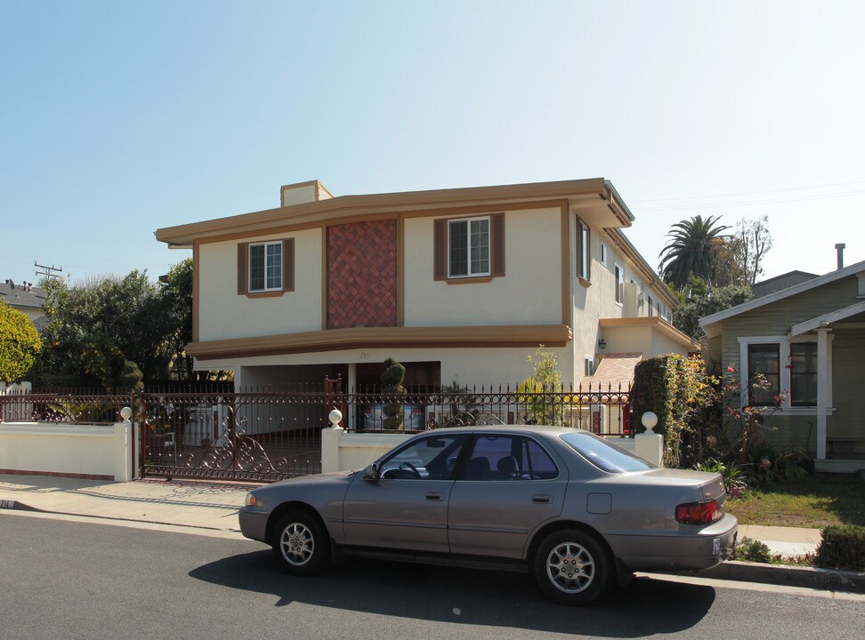 714 Hill St in Santa Monica, CA - Building Photo