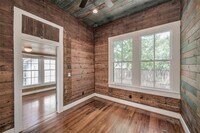 2017 Elysian St photo'