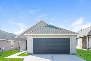 2812 Briggs Dr in Conroe, TX - Building Photo