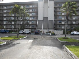 3150 W Rolling Hills Cir