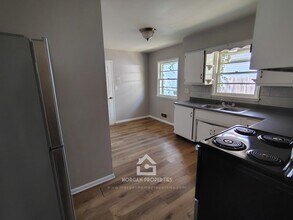 2634 Brown St in Anderson, IN - Foto de edificio - Building Photo