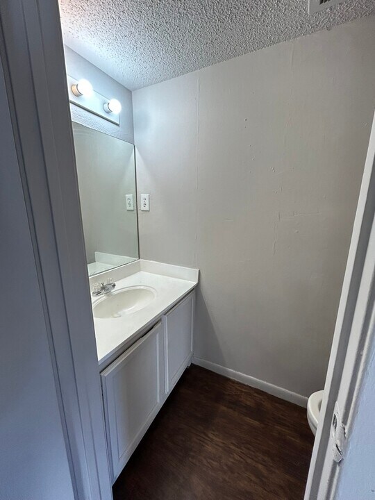 10001 Westpark Dr in Houston, TX - Building Photo