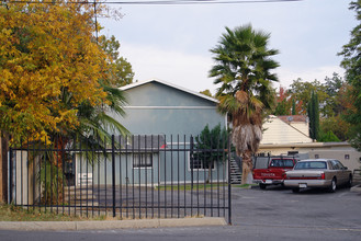 2944 Del Paso Blvd in Sacramento, CA - Building Photo - Building Photo