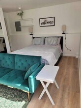 821 Calle de Arboles, Unit 827 in Redondo Beach, CA - Foto de edificio - Building Photo