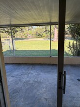 1317 Golfview Dr in Daytona Beach, FL - Foto de edificio - Building Photo