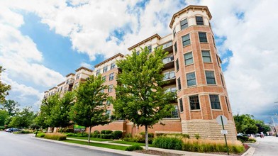 Prairie Town Center in Oak Lawn, IL - Building Photo - Building Photo