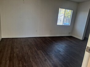 822 10th St-Unit -822 in Imperial Beach, CA - Building Photo - Building Photo