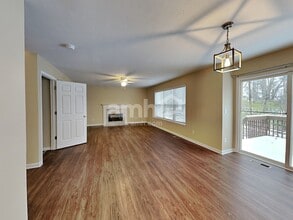 8685 Woolstone Ct in Maineville, OH - Building Photo - Building Photo