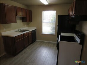 1602 Benttree Dr in Killeen, TX - Building Photo - Building Photo