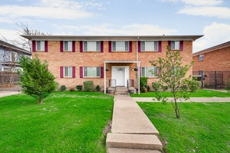 Magnolia Place in Dallas, TX - Building Photo - Building Photo