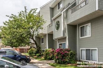 150 N Beacon St in Boston, MA - Building Photo - Building Photo