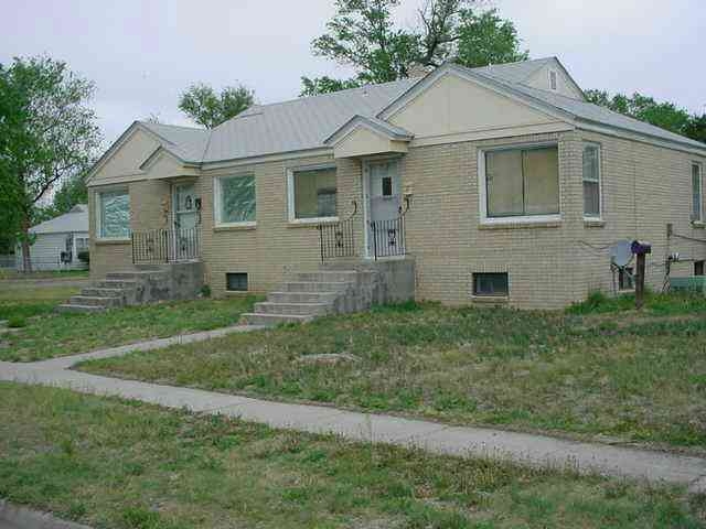 1603 St. John in Garden City, KS - Building Photo