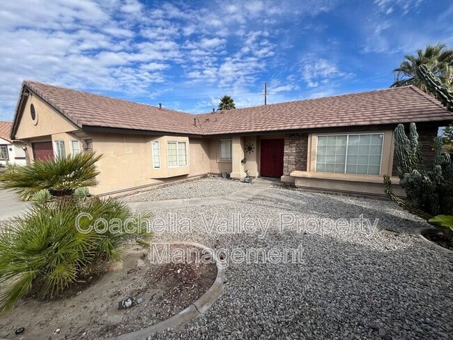 44060 Dalea Ct in La Quinta, CA - Building Photo - Building Photo