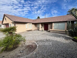 44060 Dalea Ct in La Quinta, CA - Building Photo - Building Photo