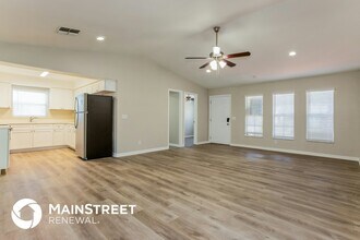 4417 Tuna Dr in Tampa, FL - Building Photo - Building Photo