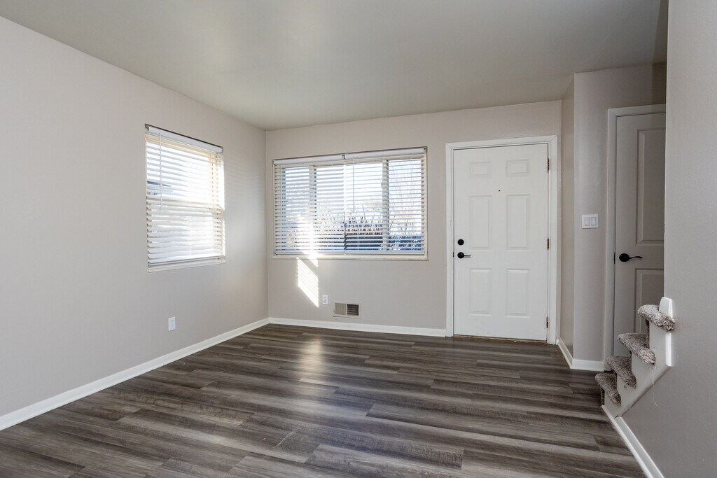 Ambleside Commons Apartments in Columbus, OH