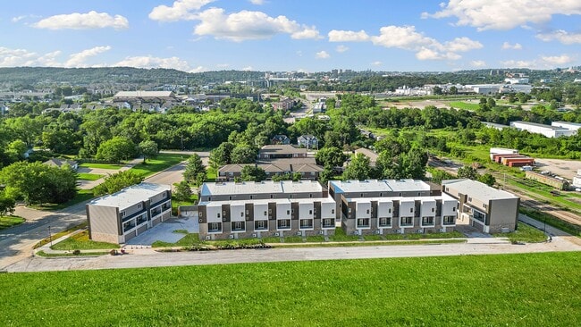 property at 1479 W Hendon St