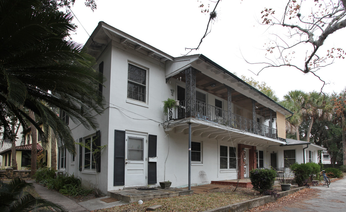 275-277 Saint George St in St. Augustine, FL - Building Photo