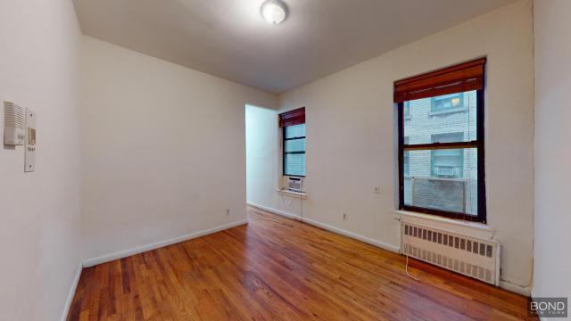 203 W 85th St in New York, NY - Building Photo - Building Photo