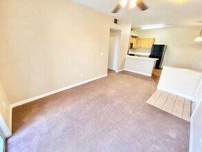 5655 E Sahara Ave in Las Vegas, NV - Building Photo - Building Photo