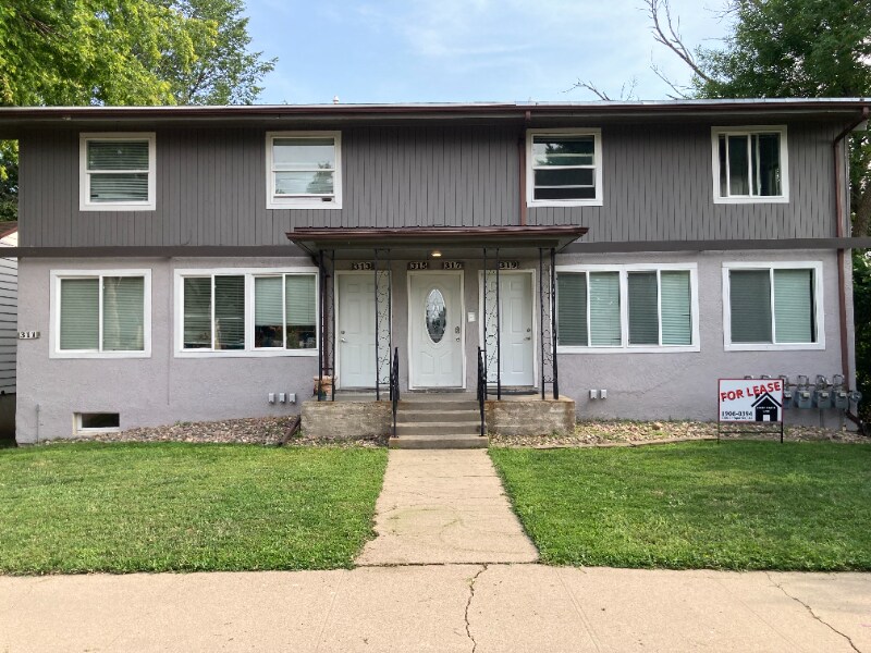 313-319 W 34th St in Sioux Falls, SD - Building Photo