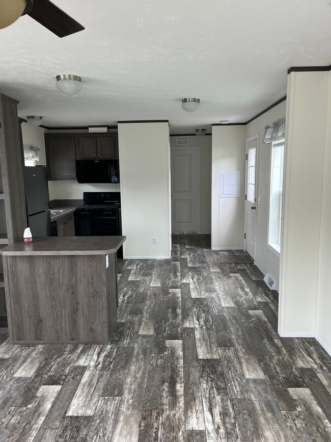 25 Krista Ln in Castleton, NY - Building Photo - Building Photo