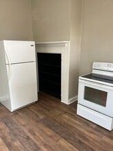 38 E Penn St in Carlisle, PA - Building Photo - Building Photo