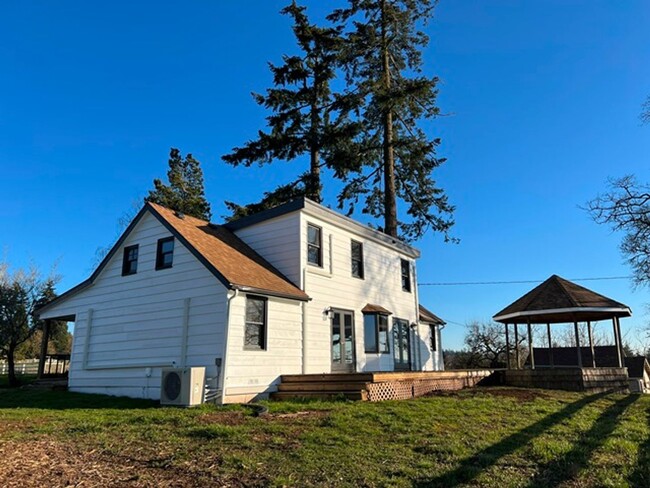 10342 Liberty Rd S in Salem, OR - Building Photo - Building Photo