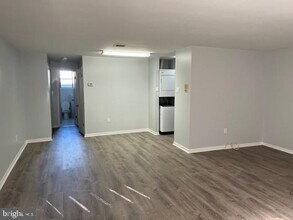 7900 Frankford Ave-Unit -2 in Philadelphia, PA - Building Photo - Building Photo