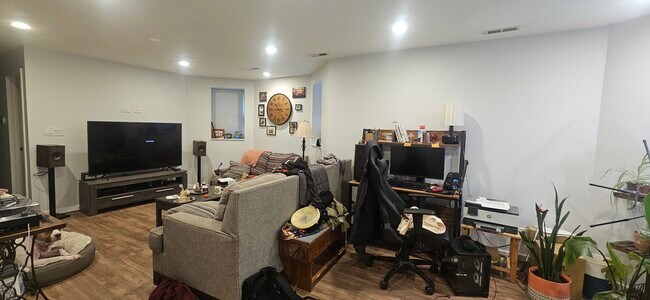 2952 W Nelson St in Chicago, IL - Building Photo - Building Photo