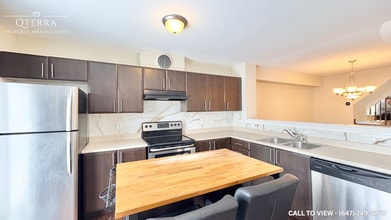 1009 Pampero Cres in Ottawa, ON - Building Photo - Building Photo