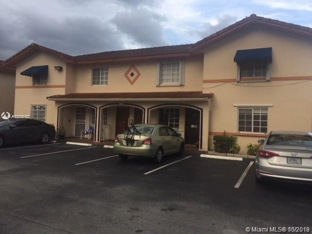 2258 W 74th St-Unit -202-9 in Hialeah, FL - Building Photo
