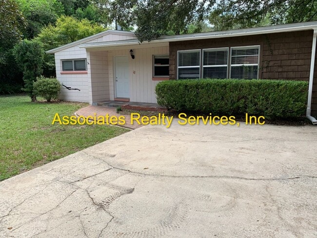 18 NW 36th Terrace