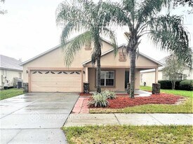 166 Dakota Ave in Groveland, FL - Building Photo