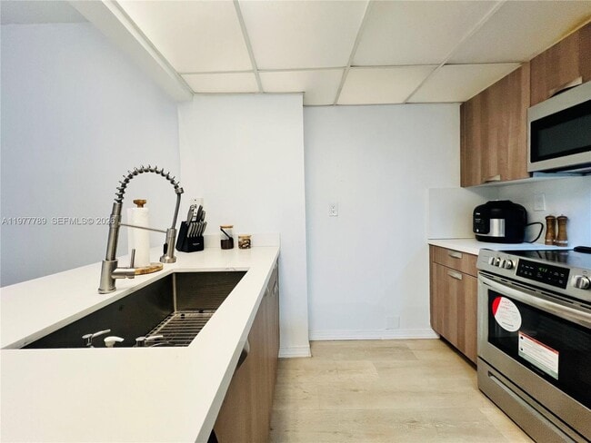 property at 540 Brickell Key Dr