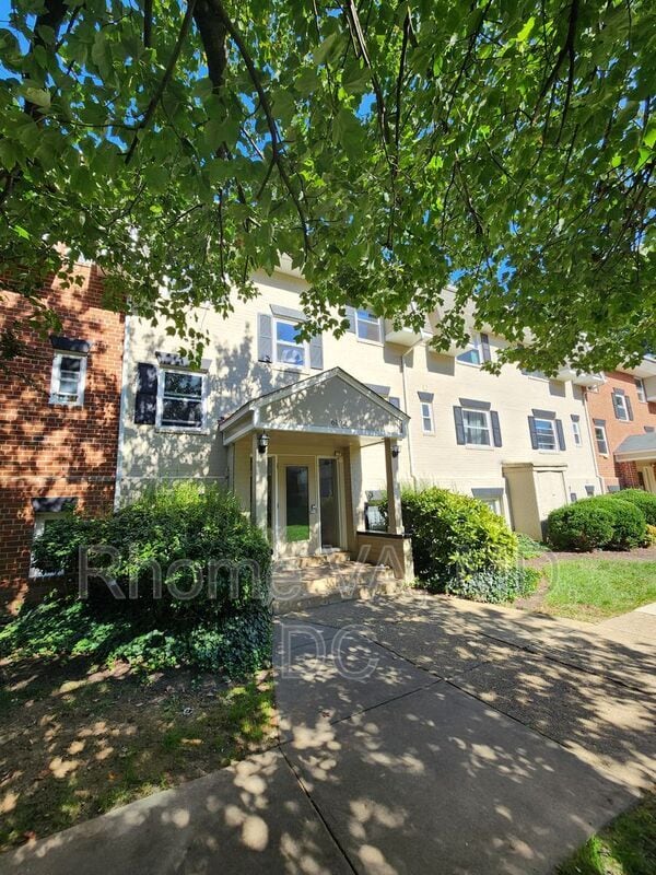 property at 6192 Greenwood Dr
