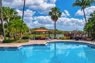 The Palms at Davie in Davie, FL - Foto de edificio - Building Photo