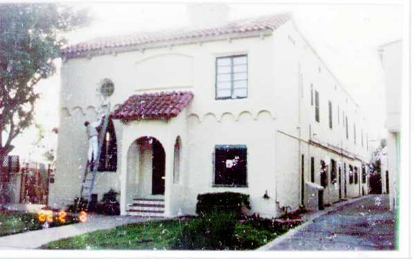 226 S Fuller Ave in Los Angeles, CA - Foto de edificio