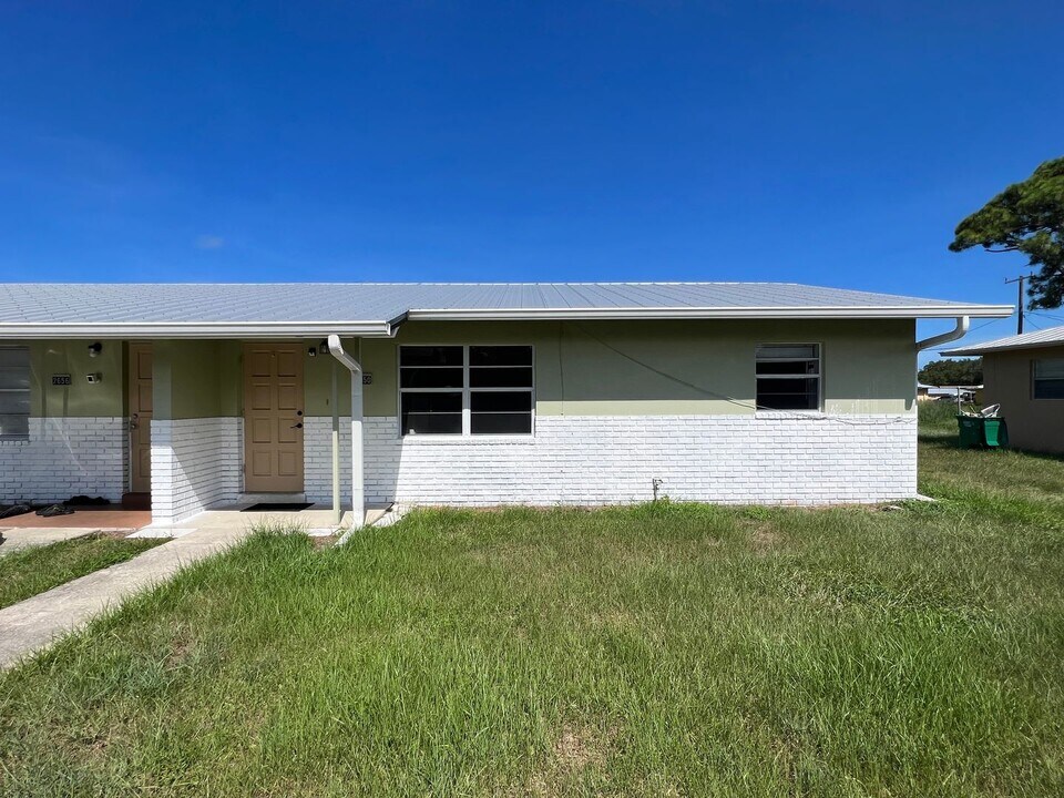 2650 Seneca Ave in Fort Pierce, FL - Building Photo