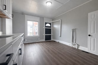 514 N Curley St in Baltimore, MD - Building Photo - Building Photo